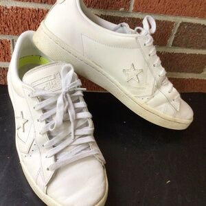 Converse leather sneakers Size 9